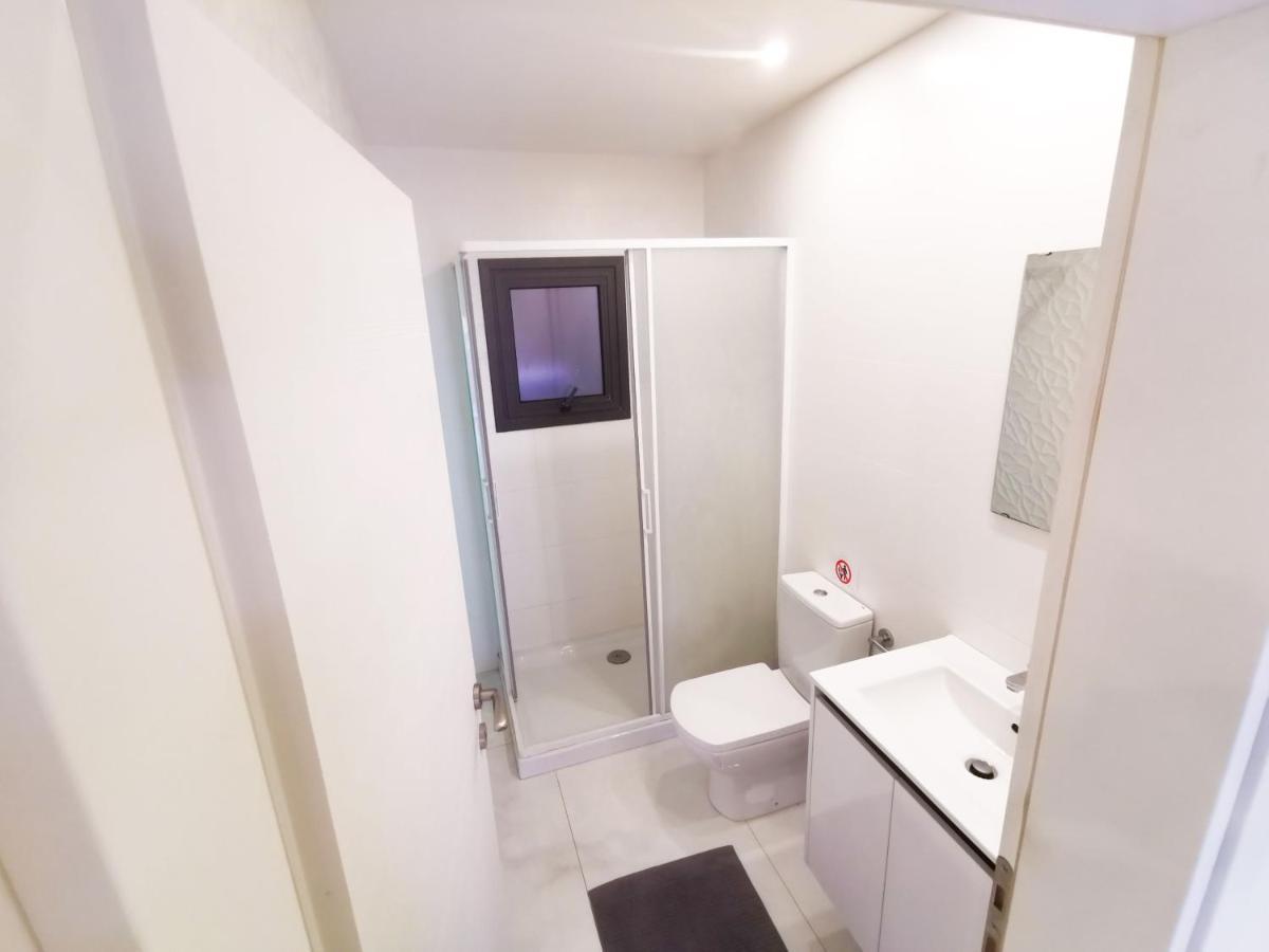 The White Pearl Apartment Larnaca Esterno foto